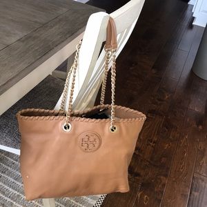 Gorgeous Tory B Tote great condition!
